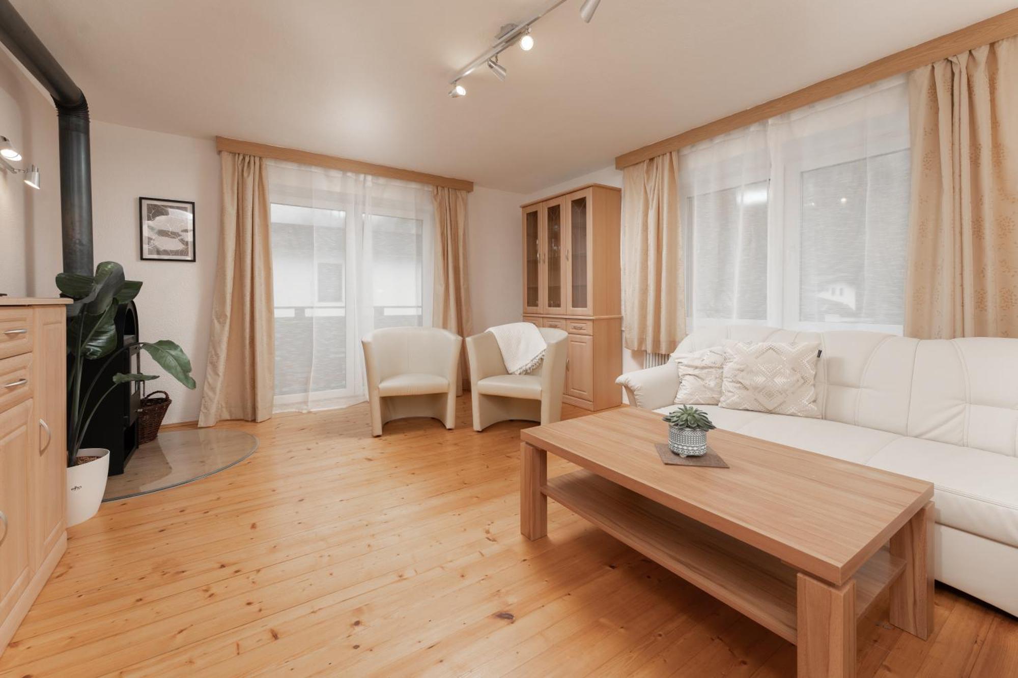 ウムハウゼンHaus Attosアパートメント エクステリア 写真